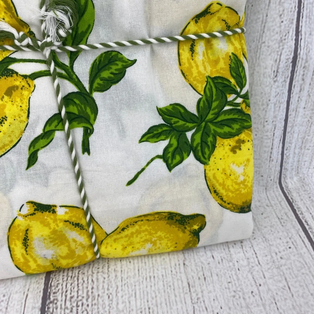 April Cornell Tablecloth 60x102 Lemon White Yellow Cotton Citrus Fruit Print